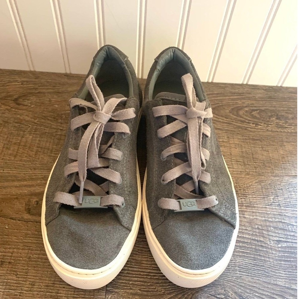 UGG Bren Suede Sneakers Womens 6 Grey Low Top Lace Up 1104992 Casual Minimalist